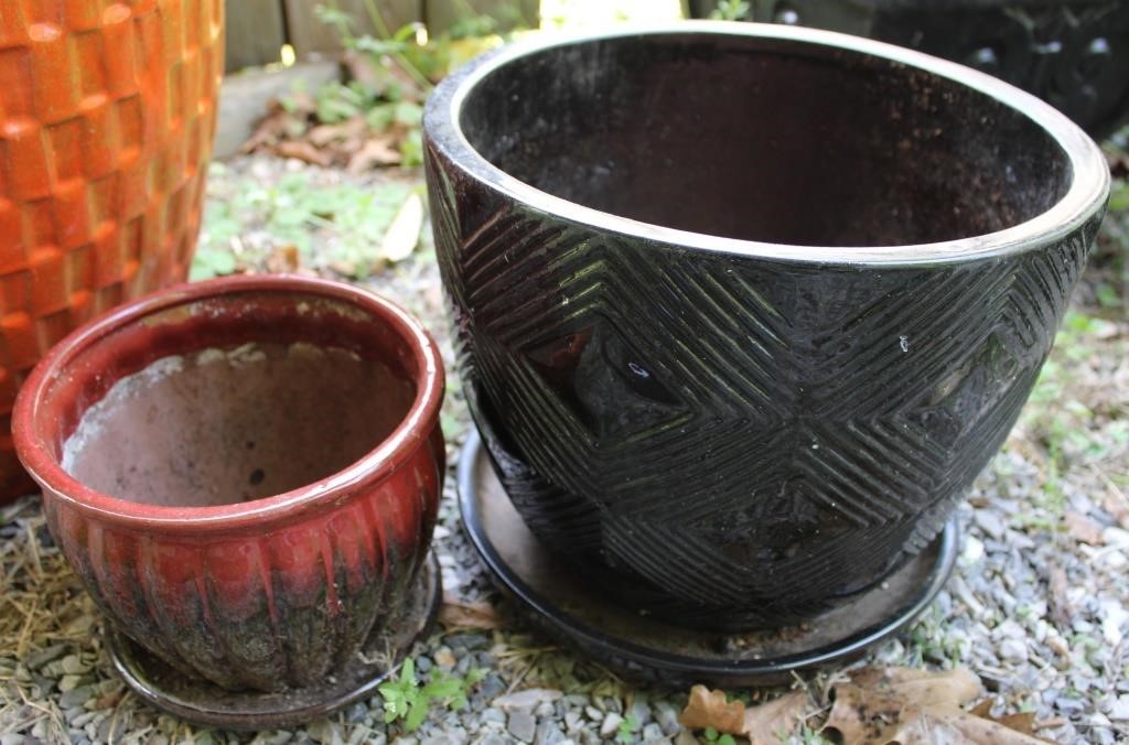 Textured Black & Drip Red/ Black Ceramic Pots