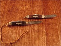 Lot of 2 US Navy issued survival pocket knives.