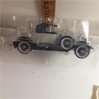 1928 Lincoln roadster diecast car