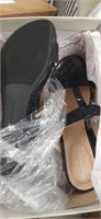 Bandolino ladies apparel- sandals - size 8Â½ M