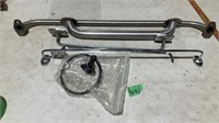 Gripper and towel bars