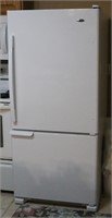 Amana Refrigerator with a freezer