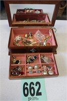Jewelry Box with Contents (B1)