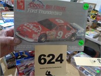 AMT Ertl Coors Bill Elliot Ford Thunderbird #9