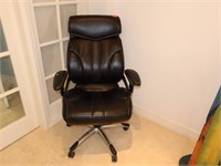Black Leather Executive Chair - True Innovation