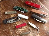 Lot of 10 Pocketknives - Barlow, Victorinox, Etc.