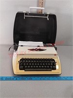 Olympia olympiette manual typewriter