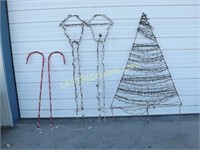 3 OUTDOOR CHRISTMAS DISPLAYS & 2 CANDY CANES