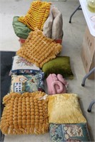 LOT OF THROW PILLOWS