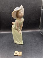 LLADRO FIGURINE