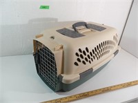 Cat/Dog Carrier - Pet Taxi/Petmate