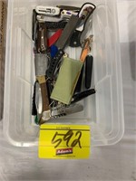 TUB FULL OF POCKET KNIVES OF ALL KINDS