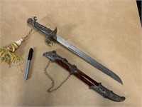 Dagger/short sword with scabbard