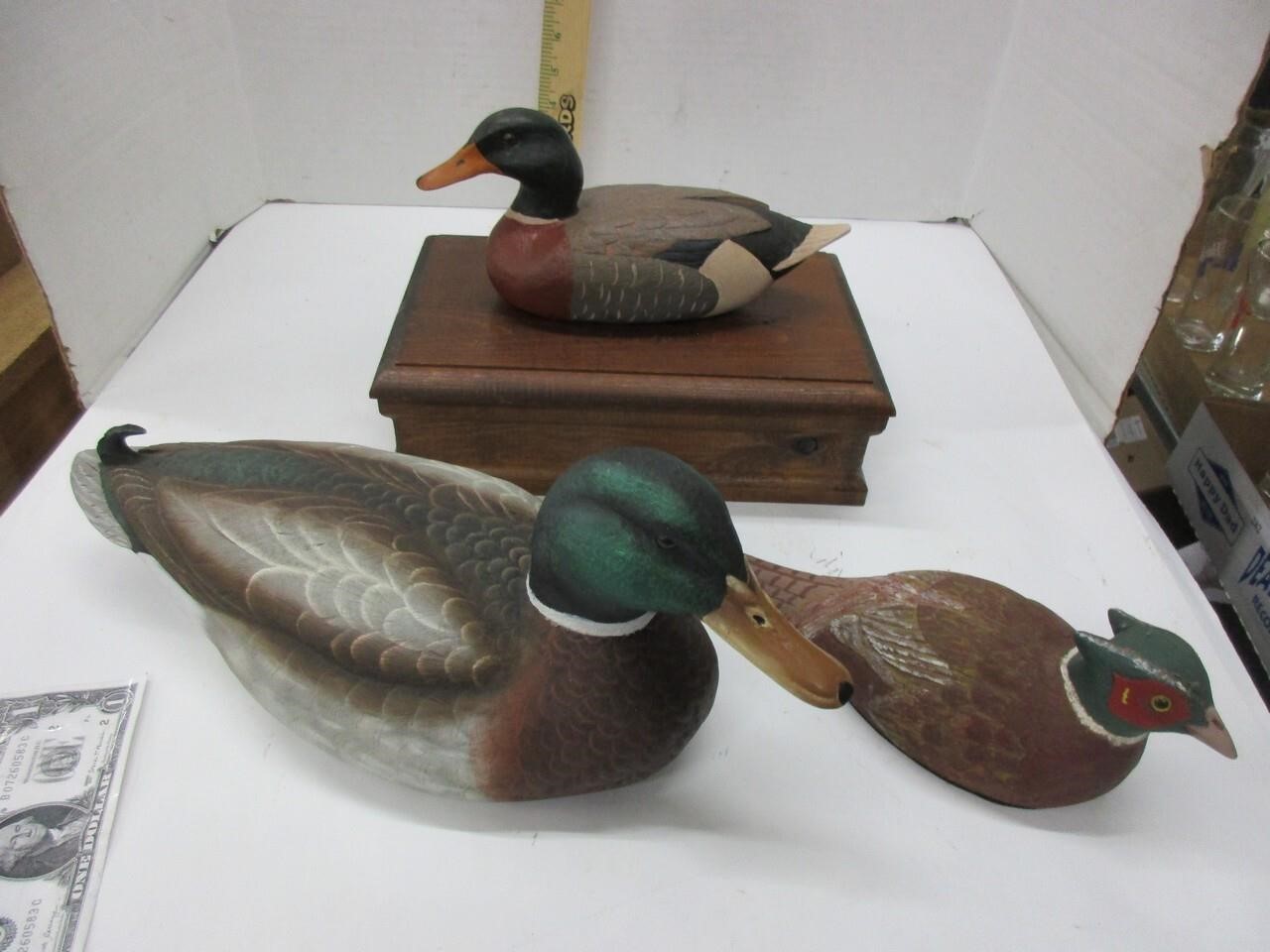 Collectible ducks and pheasant
