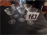 6 DELICATE GLASS CHAMPAGNE GLASSES