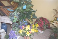 Artificial flowers and plants
