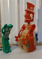 Mr Machine & Gumbie phone