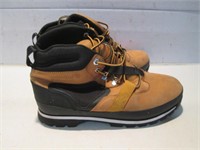 GUC MENS TIMBERLAND BOOTS SIZE 9