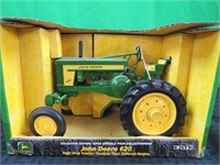 JD 620 Tractor