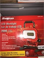 SNAP ON $110 RETAIL LED WORKLIGHT