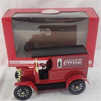 1917 Ford Model T Coca-Cola Cargo Van Model, 1:24