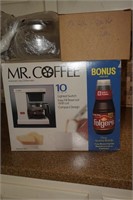 Mr. Coffee 10 Cup Coffee Maker with 2 extra pots