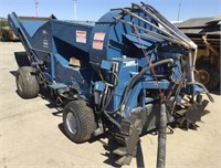 WEISS-MCNAIR 9800P Pull PTO Nut Harvester