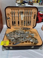 COMMUNITY FLATWARE SET IN CASE