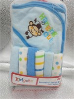 Kidgets Hooded Baby Towel Bath Set