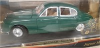 1959 Jaguar MK II 1:18 Diecast Car