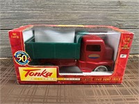 Ertl Toys 50th Anniversary 1949 Dump Truck In Box