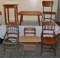 Lot: 2 side tables, 2 side chairs, school desk and