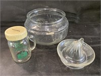 VTG Glass Juicer, Bowl & More