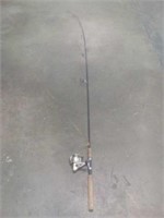 Shimano Fishing pole 6ft 6in with real