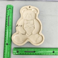 Pampered Chef teddy bear USA clay cookie mold