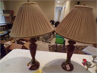 2 LAMPS