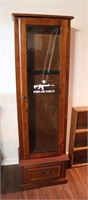 Wooden 4 gun cabinet