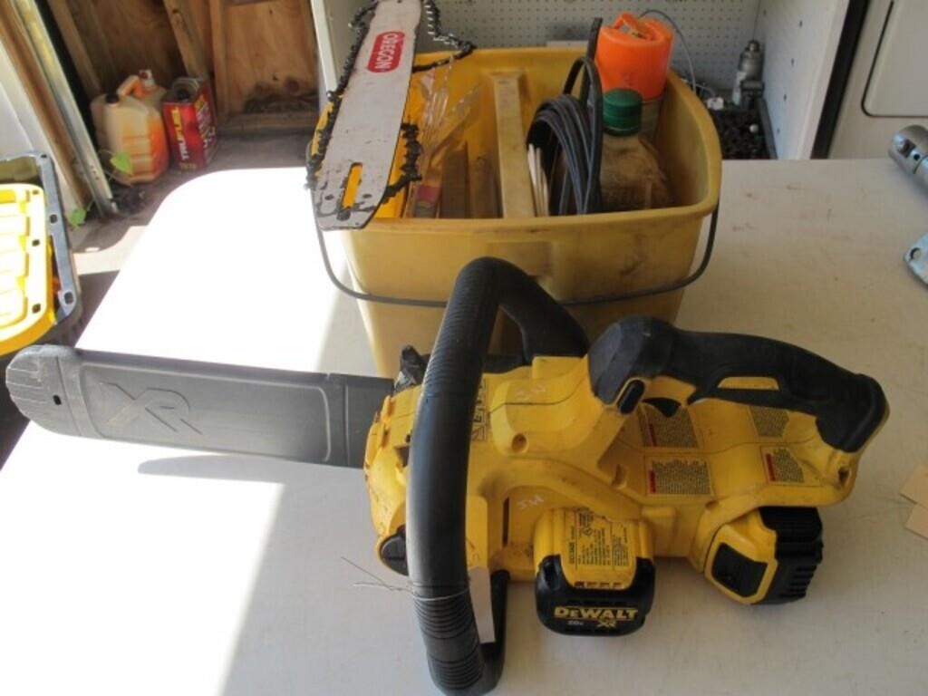 DEWALT ELEC CHAIN SAW WITH PARTS, NO CHARGER