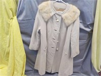 Wool Coat, Fur Collar Length: 40", Chest: 44"