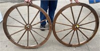 2 32" Decorative Wagon Wheels