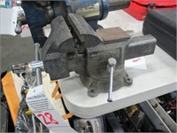 5-1/2" BENCH VICE