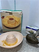 12in Sombrero Chip and Dip and Guacamole bowl