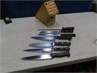 7pc Usable Kitchen Knives in block