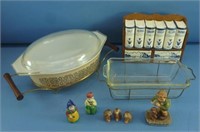 Pyrex Dishes With Stands, Seasoning Set