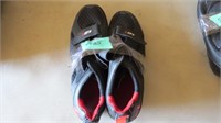 1 Pair  Of Reebok Garneau Exercise Shoes Size