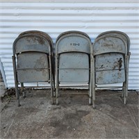 6 metal folding chairs