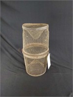 Vtg Minnow Basket