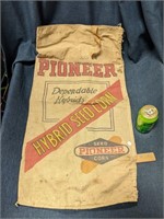Pioneer Hybrid Seed Corn Bag Vintage