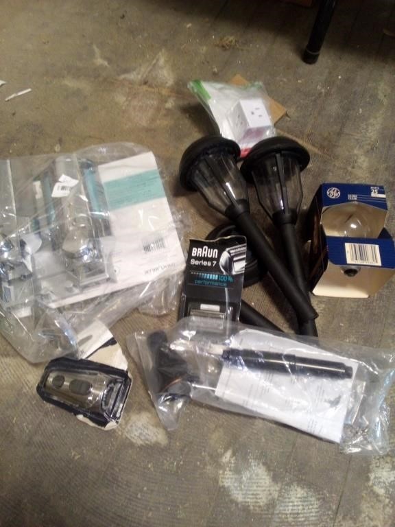 Lot of miscellaneous-solar power lights, better