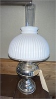 Oil Lamp w/Wilver Plated Bottom w/Burner
